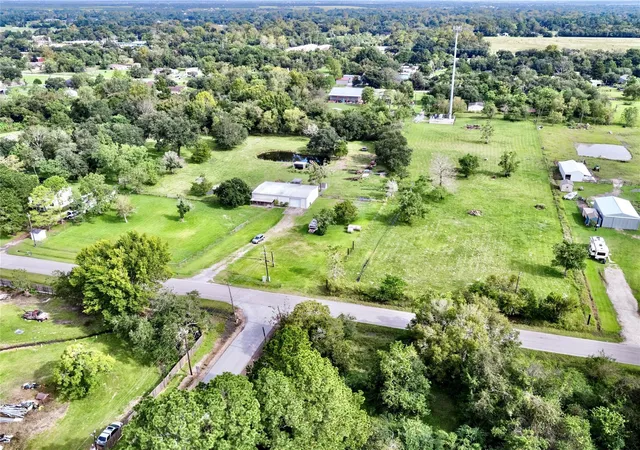 Photo 3 of Land for sale at 15332 Fir Rd, Santa Fe, TX 77517 | MLS# 40532483 | Listing updated on 2026-08-28