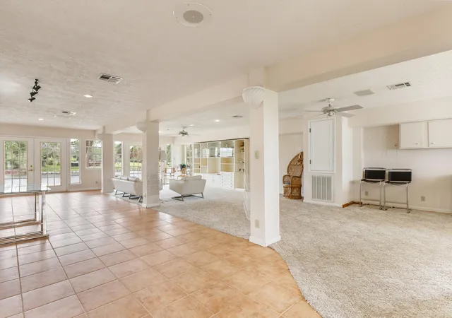 Photo 3 of Sale Pending at 138 Vivian St, Brazoria, TX 77422 | MLS# 82129808 | Listing updated on 2026-09-09