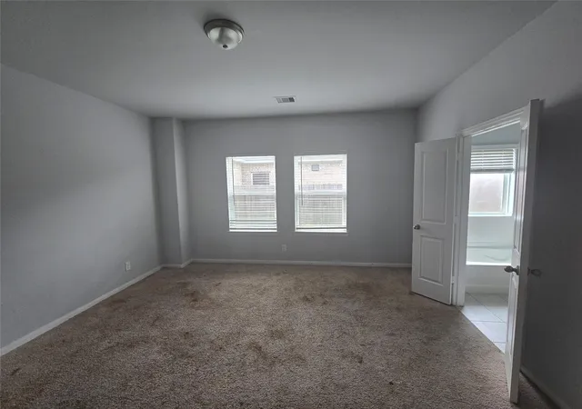 Photo 4 of Single family home for sale at 4707 Painted Bunting Ln, Baytown, TX 77521 | MLS# 74319725 | Listing updated on 2026-09-21