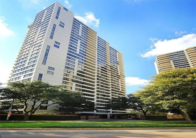 21st image of 15 Greenway Plz #5C, Houston, TX 77046 | MLS# 60776774