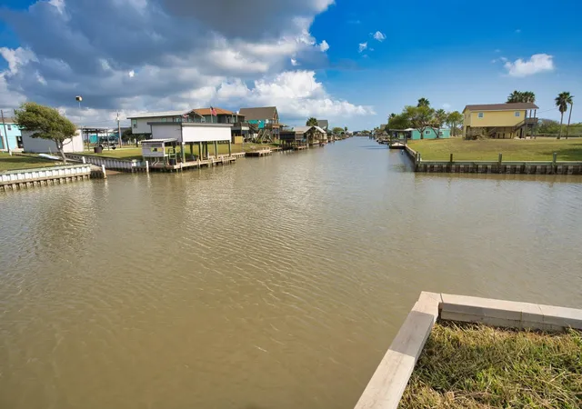 2nd image of 140 County Road 200, Bay City, TX 77414 | MLS# 59993331