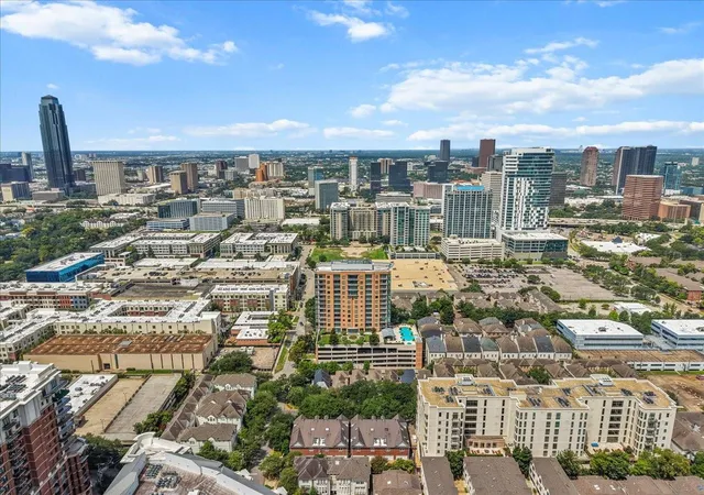 42nd image of 2207 Bancroft St #906, Houston, TX 77027 | MLS# 72564180