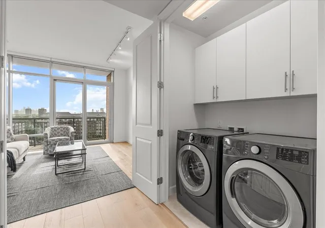 4th image of 2207 Bancroft St #906, Houston, TX 77027 | MLS# 72564180