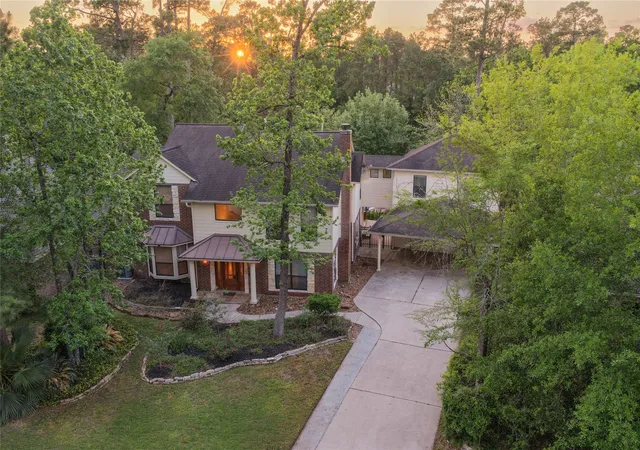 Photo 1 of Single family home for sale at 10 Featherfall Pl, Spring, TX 77381 | MLS# 73560683 | Listing updated on 2026-07-26