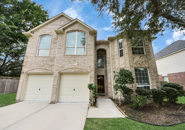 Homes for sale in Pearland, TX | 9002 Sundown Dr, Pearland, TX 77584 | MLS# 90380917