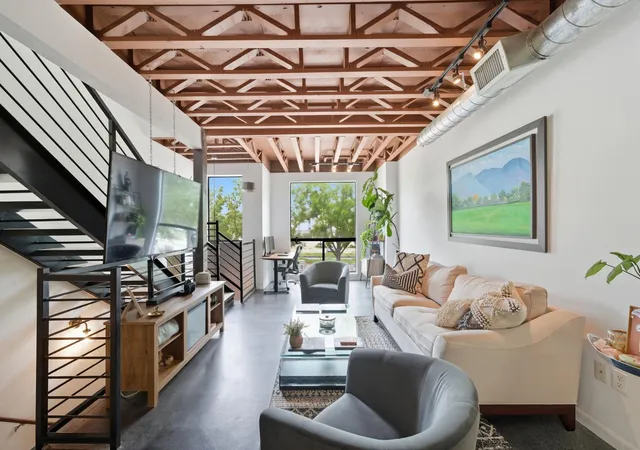 1st image of 310 S Jensen Dr #7, Houston, TX 77003 | MLS# 84718469