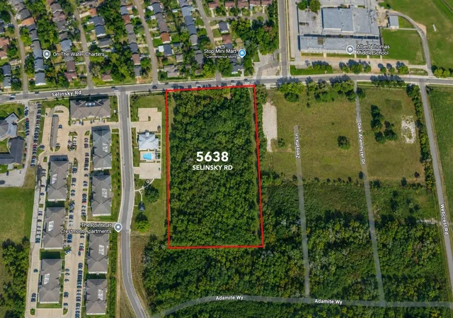 Photo 1 of Land for sale at 5638 Selinsky Rd, Houston, TX 77048 | MLS# 40611223 | Listing updated on 2026-05-18