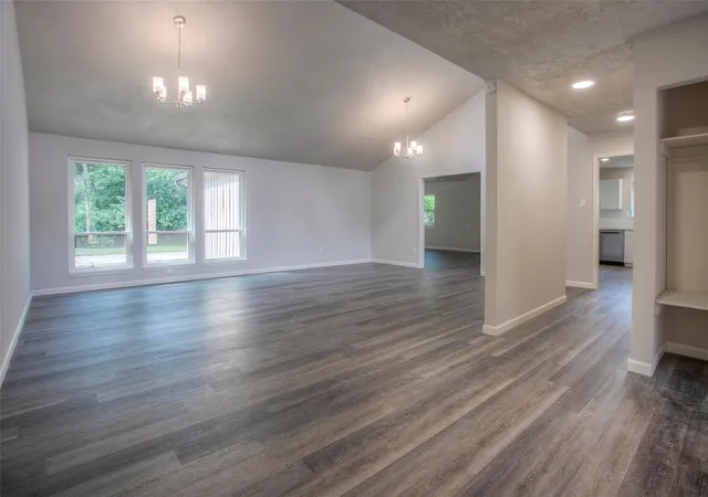 Photo 3 of Single family home for sale at 24605 Camwood Ct Rd, Huntsville, TX 77320 | MLS# 51393229 | Listing updated on 2026-10-08
