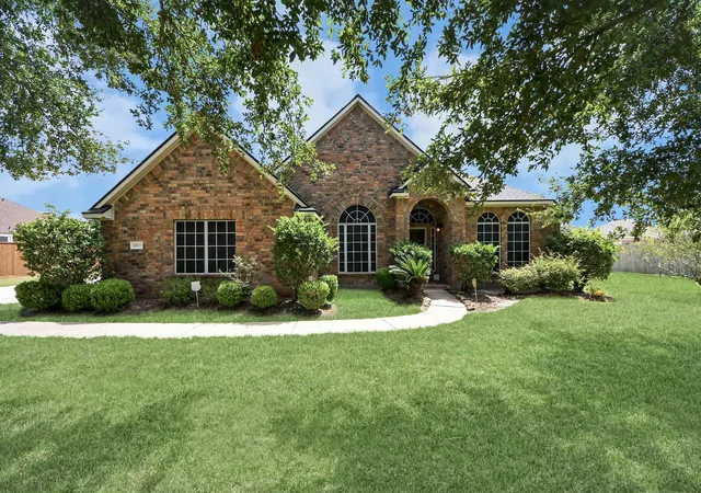 Photo 2 of Sale Pending at 14618 Stablebrook Dr, Beach City, TX 77523 | MLS# 38369022 | Listing updated on 2026-09-19