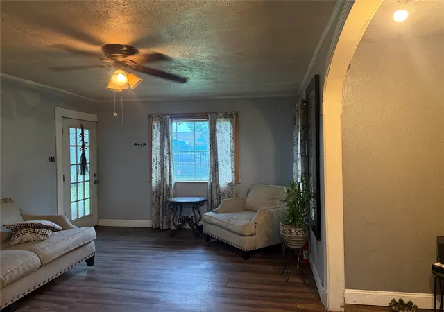 Photo 3 of Single family home for sale at 2305 Windsor Ln, Pasadena, TX 77506 | MLS# 37196140 | Listing updated on 2026-06-28