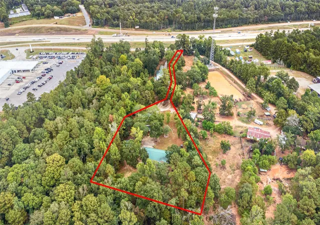 Photo 48 of Single family home for sale at 879 Interstate 45 S, Huntsville, TX 77340 | MLS# 68215824 | Listing updated on 2026-03-30