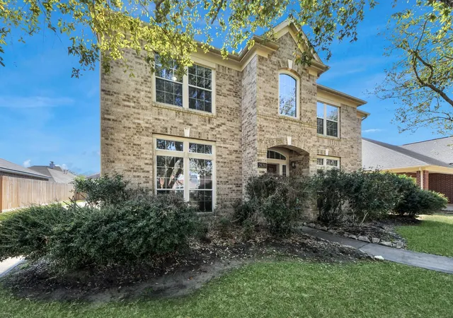 4th image of 2630 Misty Grove Dr, Manvel, TX 77578 | MLS# 80415404