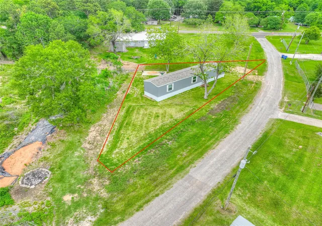 Photo 2 of Single family home for sale at 275 Adams Arc, Livingston, TX 77351 | MLS# 13889693 | Listing updated on 2026-07-14