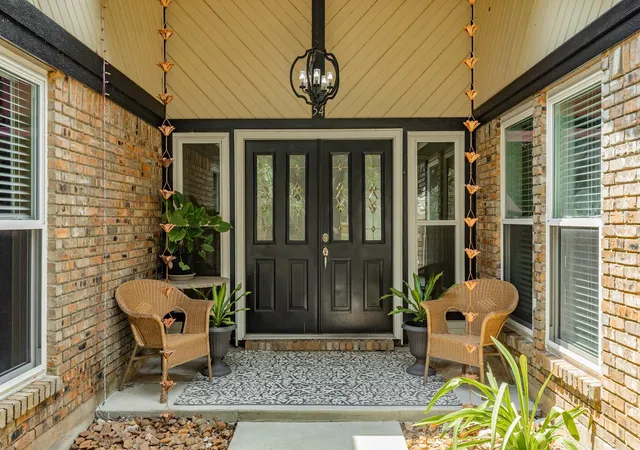 Photo 4 of Single family home for sale at 54 Royal Oak Cir, Lake Jackson, TX 77566 | MLS# 43399866 | Listing updated on 2026-09-05