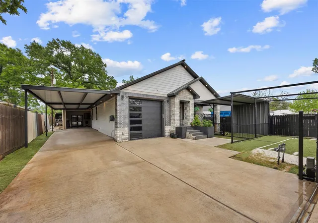 Photo 1 of Single family home for sale at 10430 Caxton St, Houston, TX 77016 | MLS# 67616420 | Listing updated on 2026-04-07