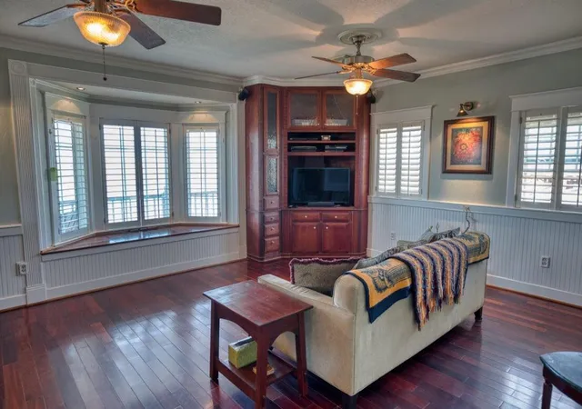 4th image of 203 Francis Cove, Freeport, TX 77541 | MLS# 20292875