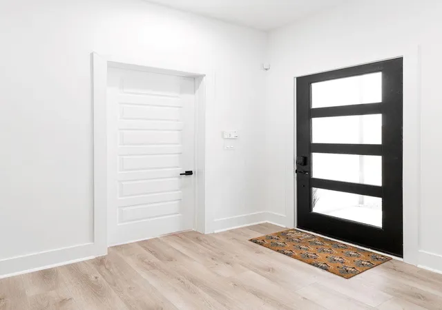 Photo 3 of Single family home for sale at 5705 Dolores St #B, Houston, TX 77057 | MLS# 7859458 | Listing updated on 2026-07-11