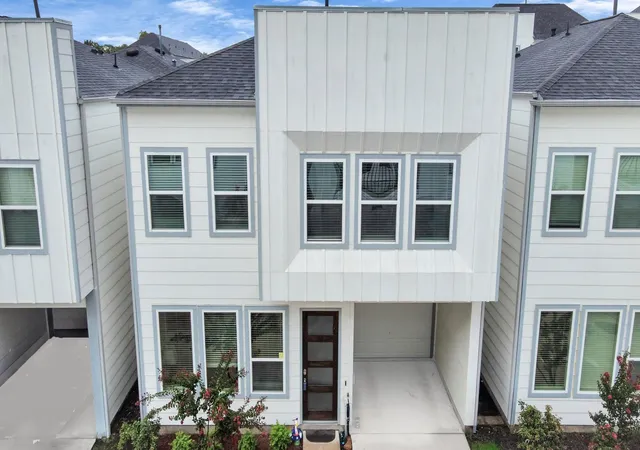 4th image of 9016 Lonestar River Ln, Houston, TX 77080 | MLS# 63219060