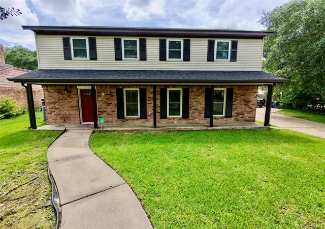 Photo 1 of Single family home for sale at 1111 Appleford Dr, Seabrook, TX 77586 | MLS# 9668566 | Listing updated on 2026-09-19