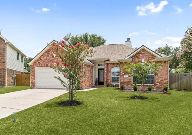 Homes for sale in Pearland, TX | 2231 Megellan Point Ln, Pearland, TX 77584 | MLS# 61751865
