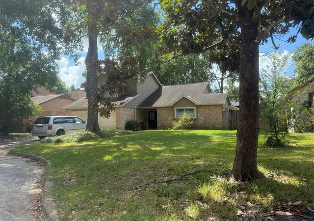 3rd image of 3230 Glade Springs Dr, Houston, TX 77339 | MLS# 58233673