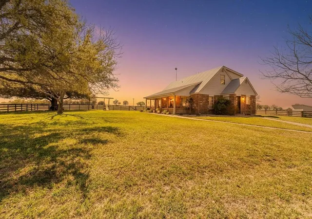 33rd image of 2110 Immenhauser Rd, Yoakum, TX 77995 | MLS# 27053629