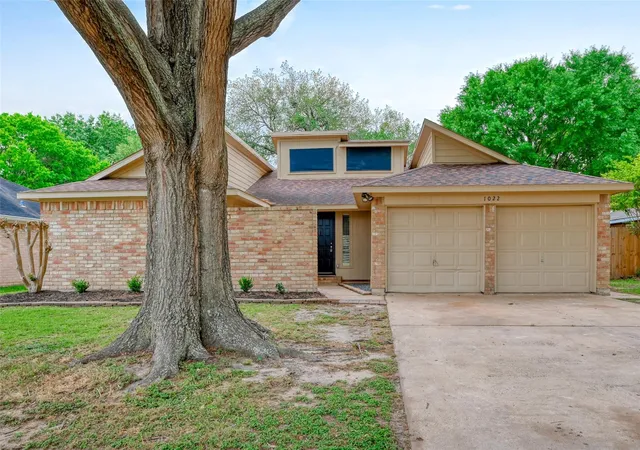 Photo 2 of Single family home for sale at 1022 Hidden Canyon Rd, Katy, TX 77450 | MLS# 20859103 | Listing updated on 2026-09-15