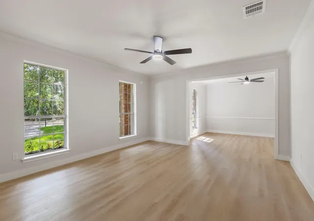 Photo 3 of Single family home for sale at 5614 Braxtonshire Ct, Houston, TX 77069 | MLS# 7314865 | Listing updated on 2026-09-17