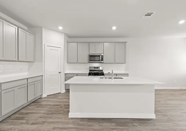 3rd image of 11526 Youngquist Dr, Dayton, TX 77535 | MLS# 30935134