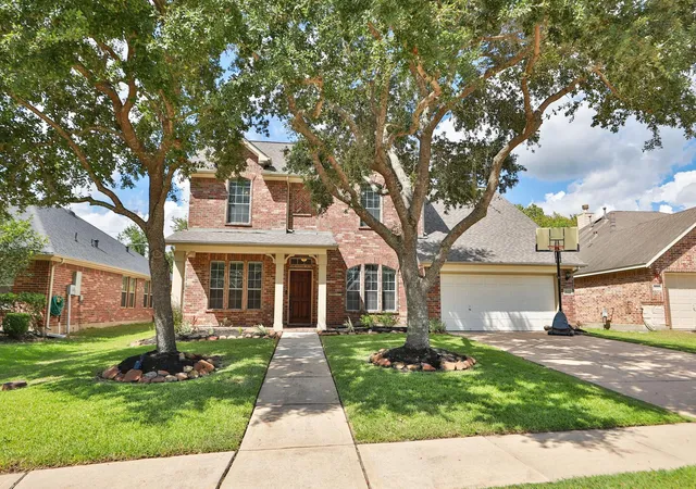 2nd image of 1123 Morning Creek Ln, League City, TX 77573 | MLS# 35253786