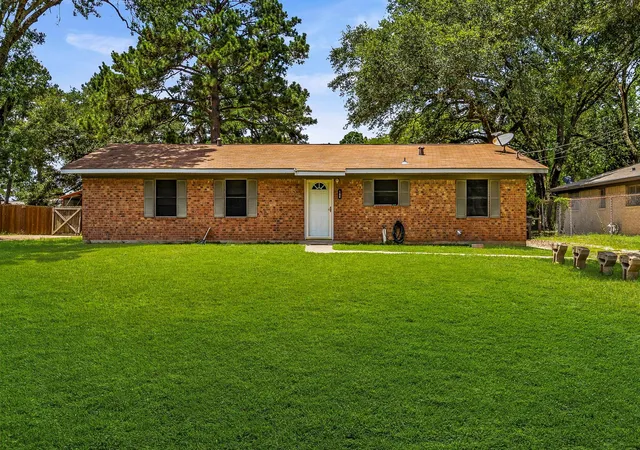 Homes for sale in Trinity, TX | 235 Crestway St, Trinity, TX 75862 | MLS# 75058908