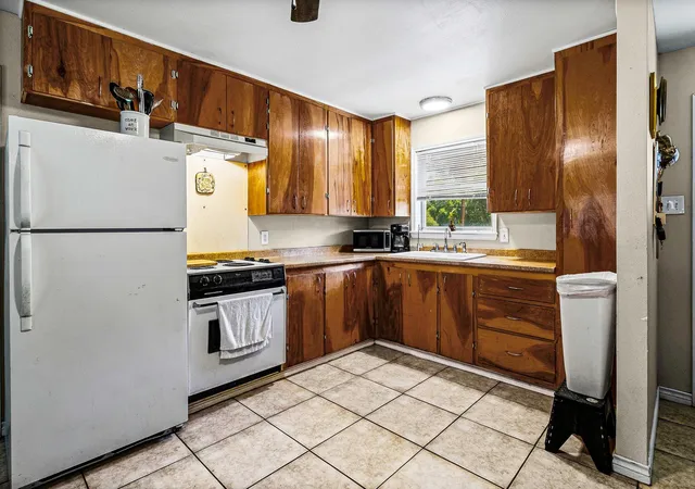 Photo 3 of Single family home for sale at 235 Crestway St, Trinity, TX 75862 | MLS# 75058908 | Listing updated on 2026-08-18