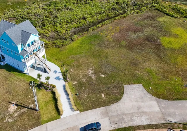 Photo 4 of Land for sale at 25827 Bay Breeze Dr, Galveston, TX 77554 | MLS# 78615697 | Listing updated on 2026-04-29