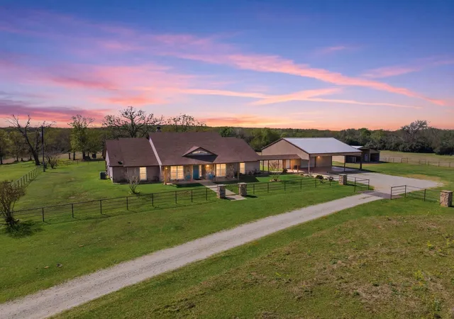 Homes for sale in Marquez, TX | 3713 County Road 386, Marquez, TX 77865 | MLS# 94457925