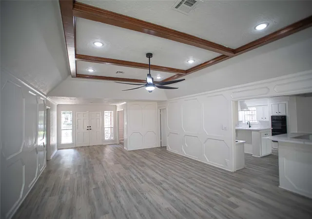 5th image of 10710 Sandy Shoals Dr, Houston, TX 77071 | MLS# 88310741