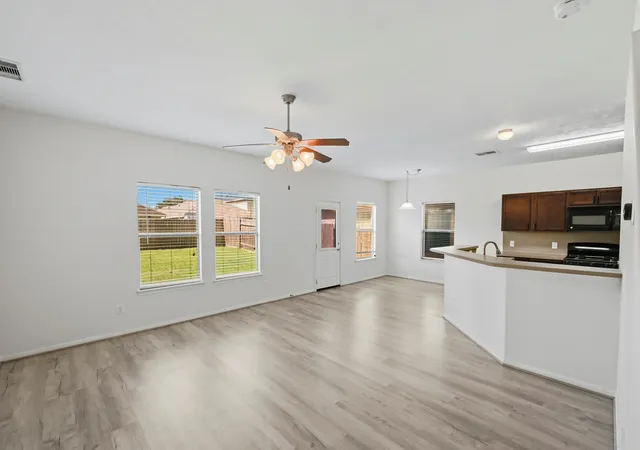 Photo 4 of Single family home for sale at 9431 Parsley Path Ln, Houston, TX 77064 | MLS# 2353067 | Listing updated on 2026-07-31