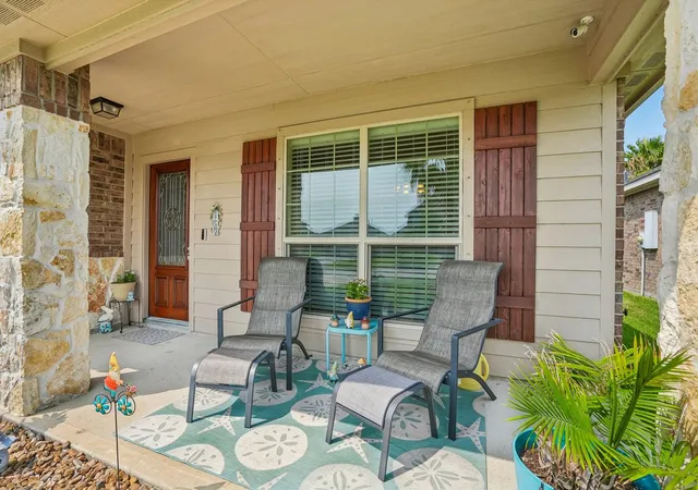 Homes for sale in Bacliff, TX | 5018 Bay Ln, Bacliff, TX 77518 | MLS# 94583013