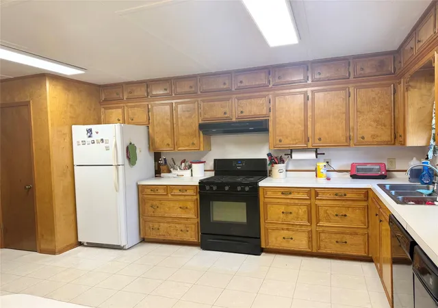 2nd image of 210 Magnolia Cvs, Onalaska, TX 77360 | MLS# 26273650