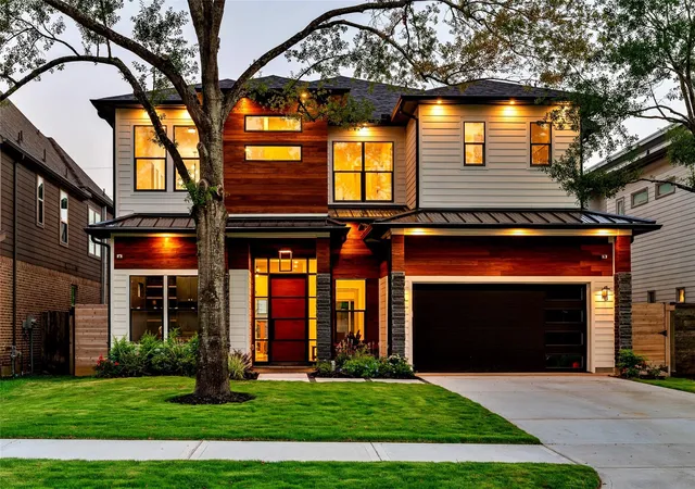 2nd image of 1733 Du Barry Ln, Houston, TX 77018 | MLS# 30815884