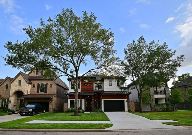 3rd image of 1733 Du Barry Ln, Houston, TX 77018 | MLS# 30815884