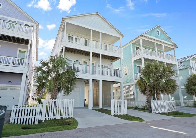 1st image of 3807 Neptune, Galveston, TX 77554 | MLS# 3775478