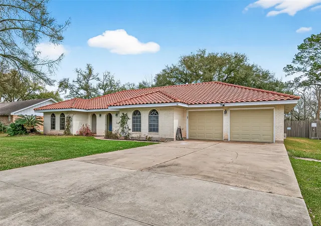 2nd image of 5607 Avenue M 1/2, Santa Fe, TX 77510 | MLS# 60835164