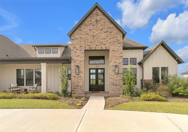 Photo 3 of Single family home for sale at 1024 Lake Breeze Dr, Waller, TX 77484 | MLS# 78321753 | Listing updated on 2026-09-23