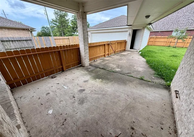 Photo 3 of Single family home for sale at 12501 Peppercreek Ln, Pearland, TX 77584 | MLS# 43765479 | Listing updated on 2026-09-14