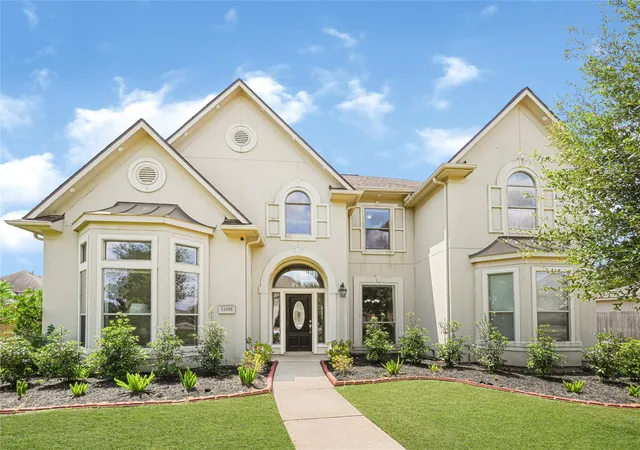 Photo 1 of Single family home for sale at 15103 Oldtown Bridge Ct, Sugar Land, TX 77498 | MLS# 69989256 | Listing updated on 2026-09-12