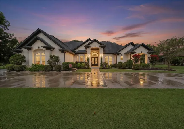 1st image of 3531 Woodbine Dr, Fulshear, TX 77441 | MLS# 77105482