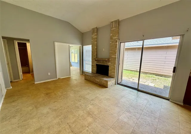 4th image of 11834 Westlock Dr, Tomball, TX 77377 | MLS# 77561002