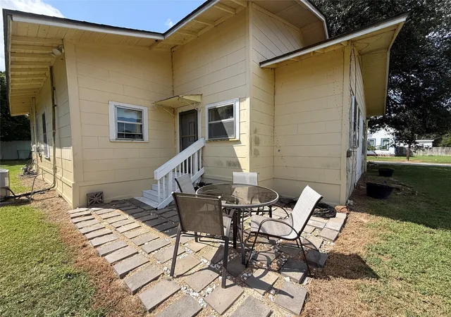 29th image of 650 Ave H, Somerville, TX 77879 | MLS# 39945193