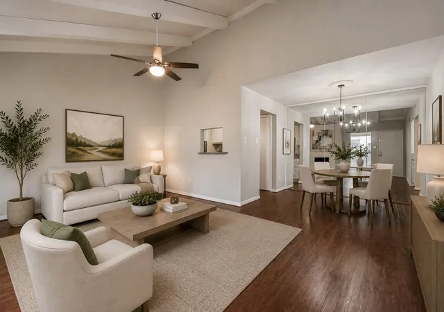 3rd image of 5711 Sugar Hl Dr, Houston, TX 77057