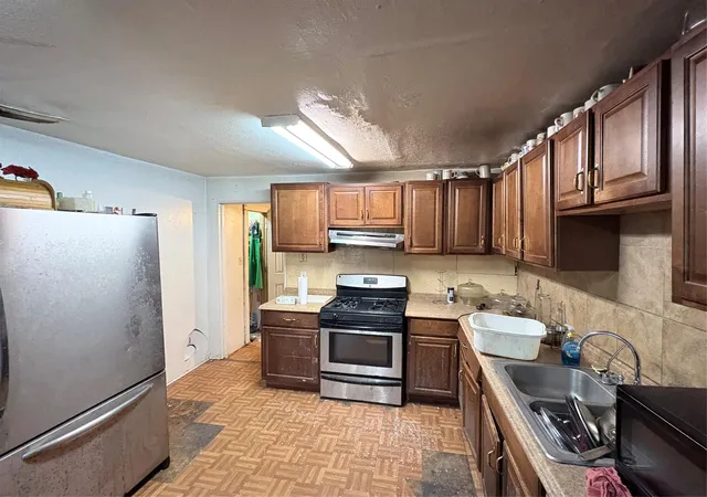 Homes for sale in Houston, TX | 8922 Heatherside St, Houston, TX 77016 | MLS# 93305467